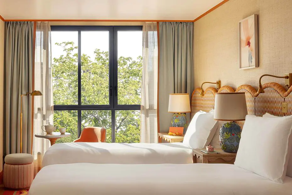 La Fantaisie New Hotel in Paris Room